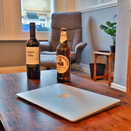Devon St - Cozy Home, Free Easy Parking! Kingston upon Hull Exteriör bild